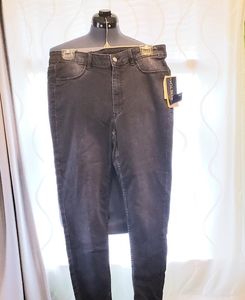 NWT H&M SUPER SKINNY HIGH WAIST JEAN